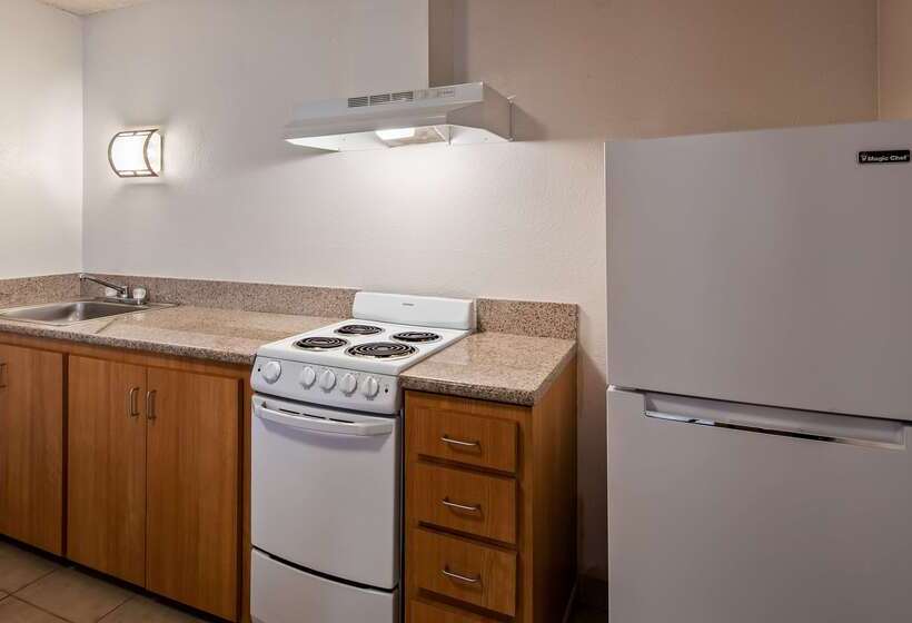 فندق Best Western Aladdin Inn