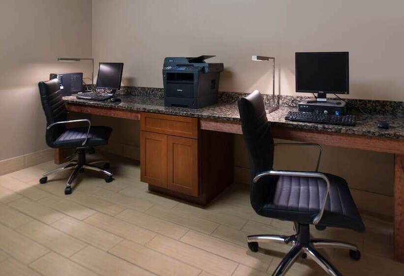 酒店 Best Western Ambassador Inn & Suites