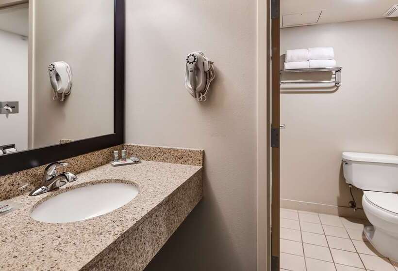 酒店 Best Western Beacon Inn