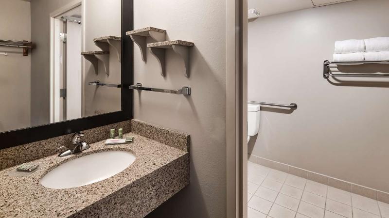 酒店 Best Western Beacon Inn