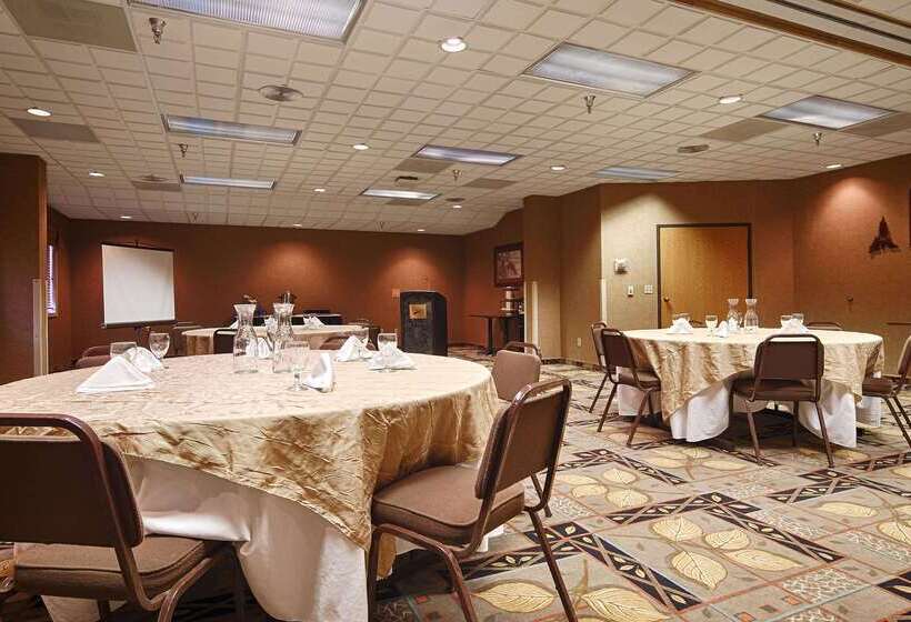 فندق Best Western Bidarka Inn