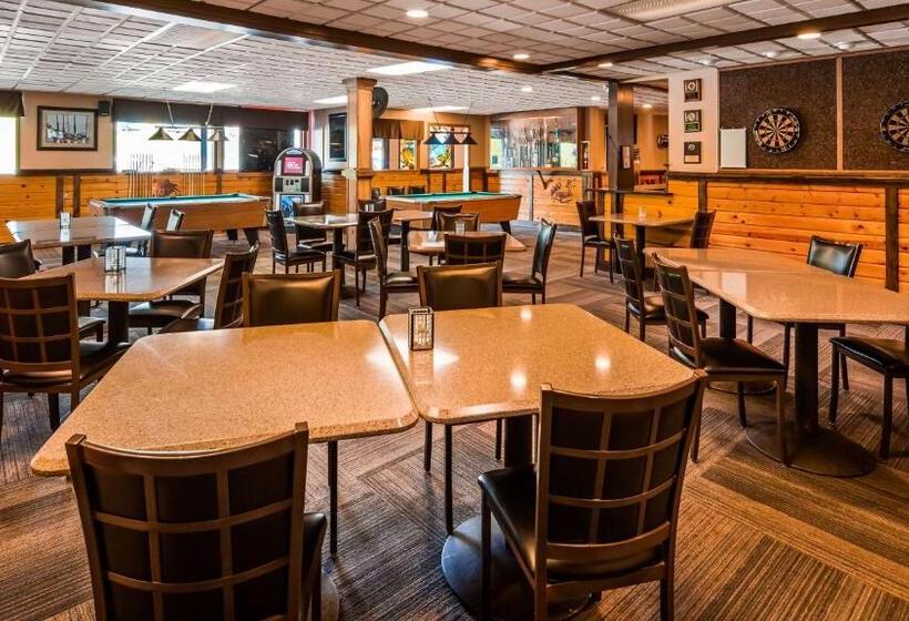 هتل Best Western Bidarka Inn
