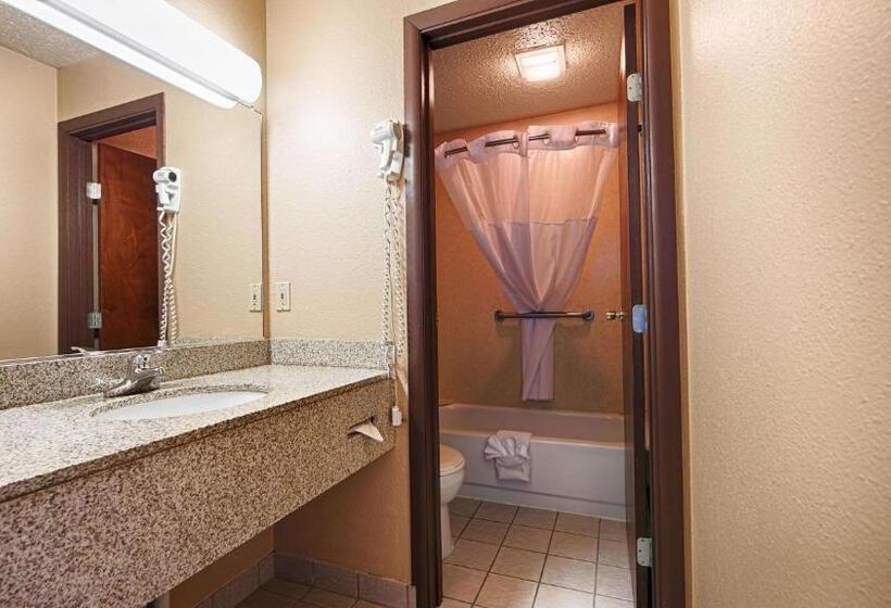 فندق Best Western Bidarka Inn