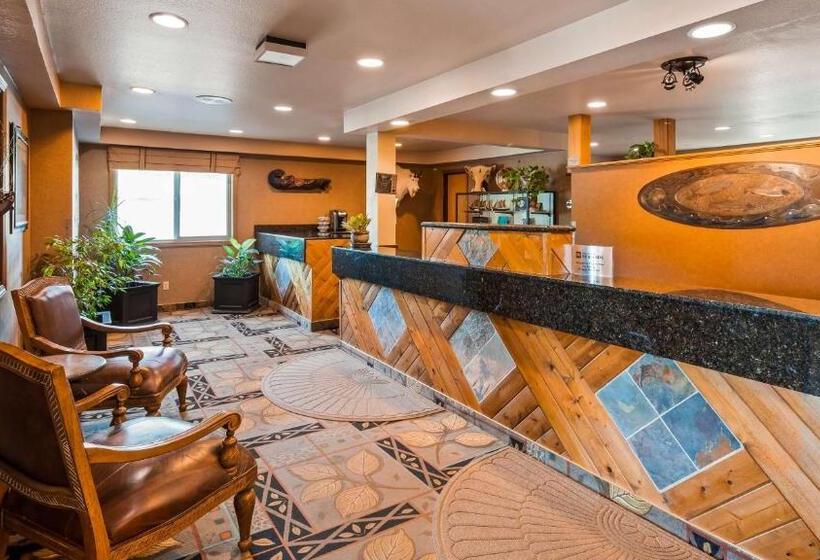هتل Best Western Bidarka Inn