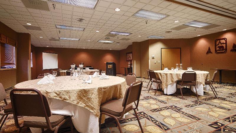 فندق Best Western Bidarka Inn