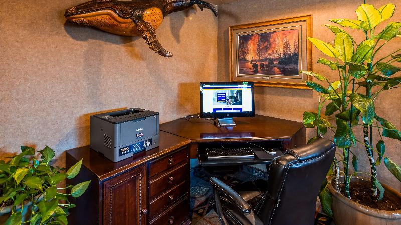 فندق Best Western Bidarka Inn