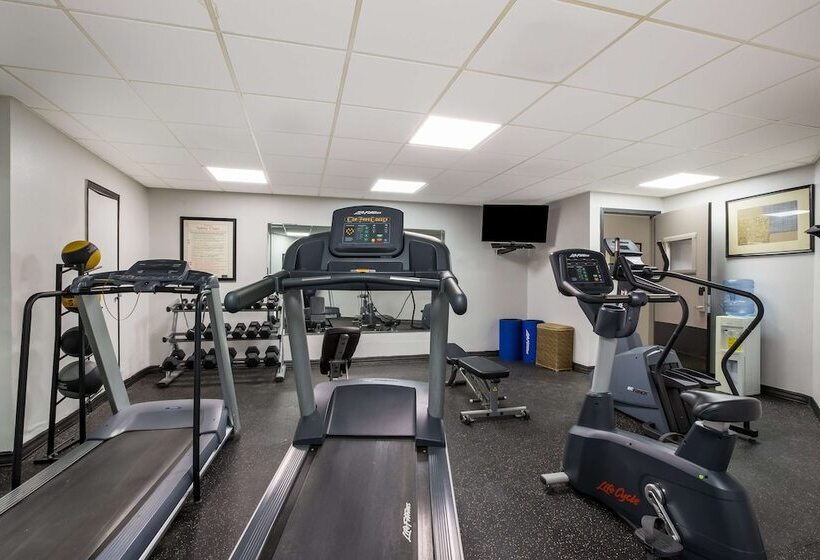 فندق Best Western Bordentown Inn