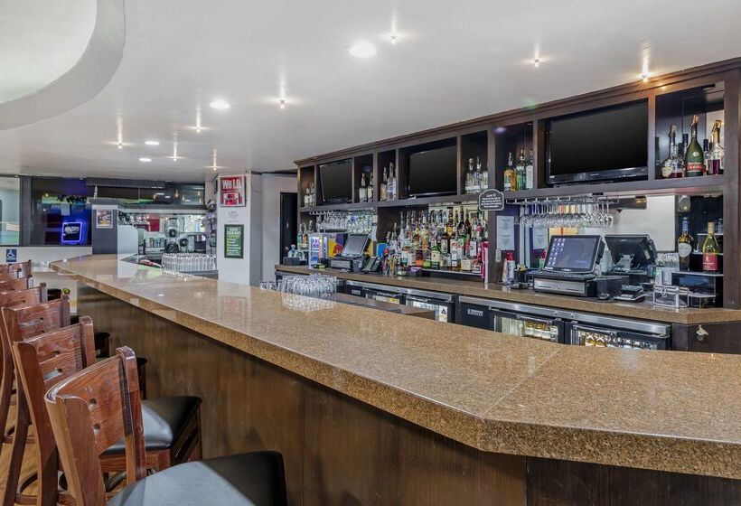 فندق Best Western Canoga Park Motor Inn