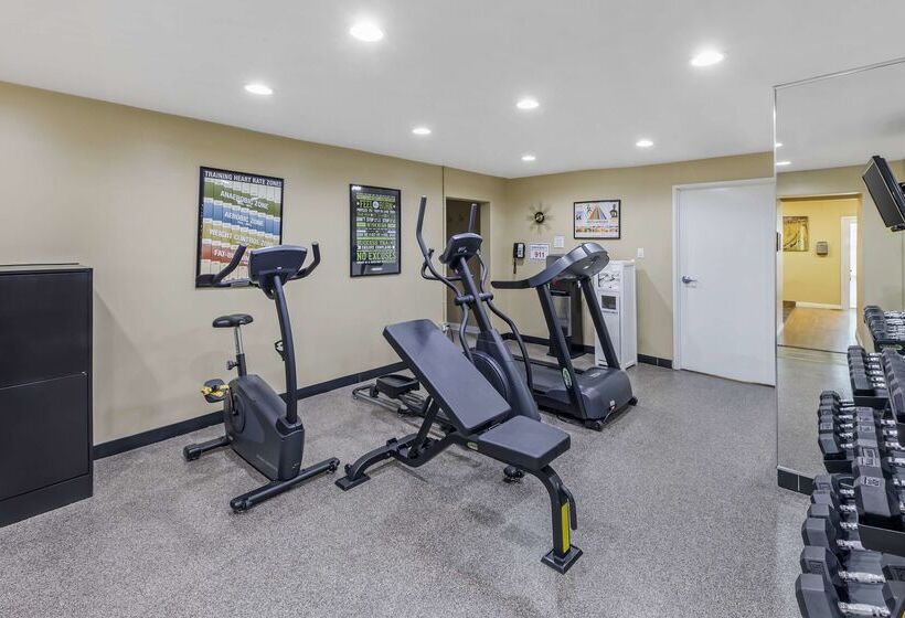 فندق Best Western Canoga Park Motor Inn