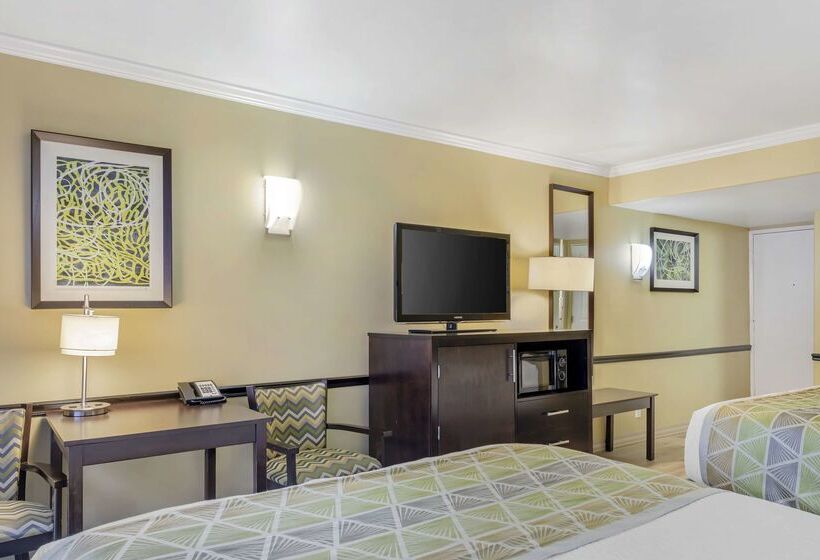 فندق Best Western Canoga Park Motor Inn