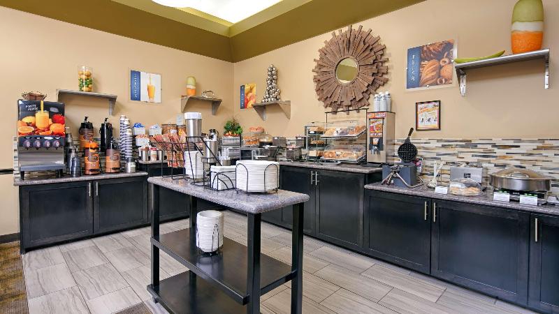 فندق Best Western Canoga Park Motor Inn