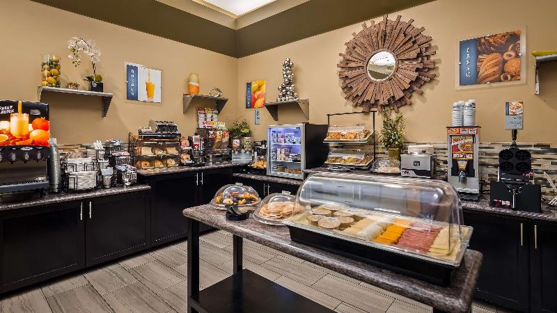 فندق Best Western Canoga Park Motor Inn