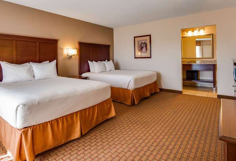 בית מלון כפרי Best Western Canton Inn