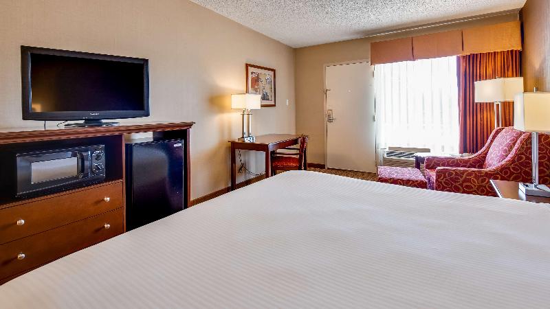 בית מלון כפרי Best Western Canton Inn