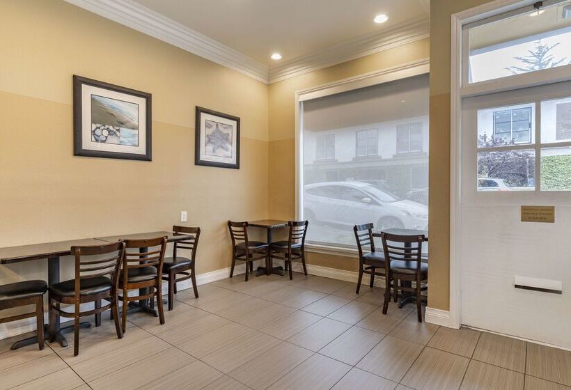 בית מלון כפרי Best Western Carmels Town House Lodge