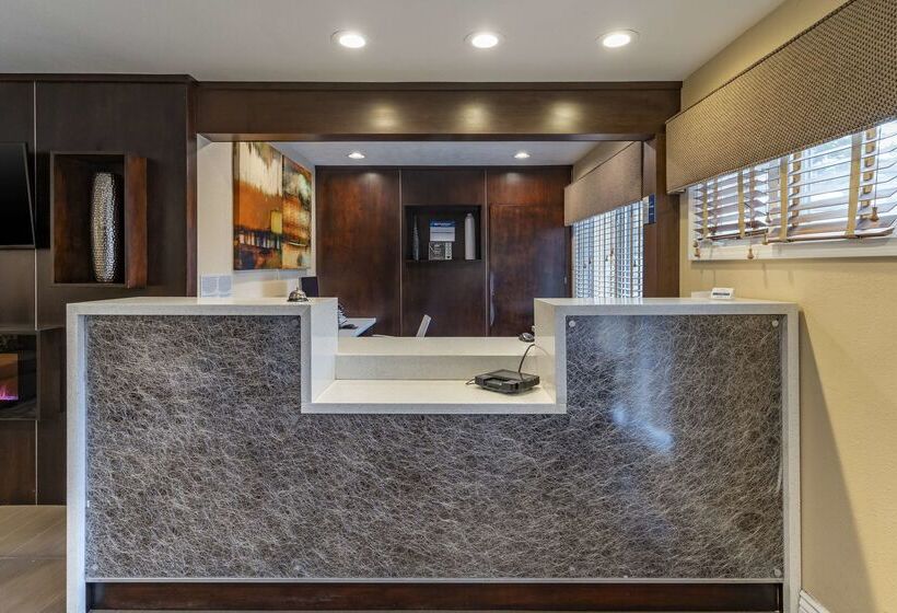 בית מלון כפרי Best Western Carmels Town House Lodge