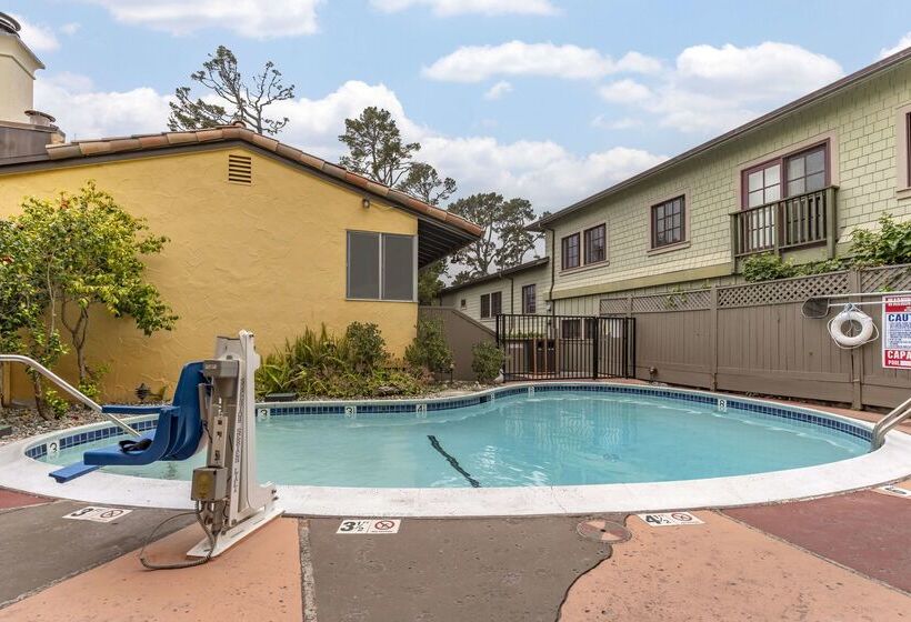 ホテル Best Western Carmels Town House Lodge