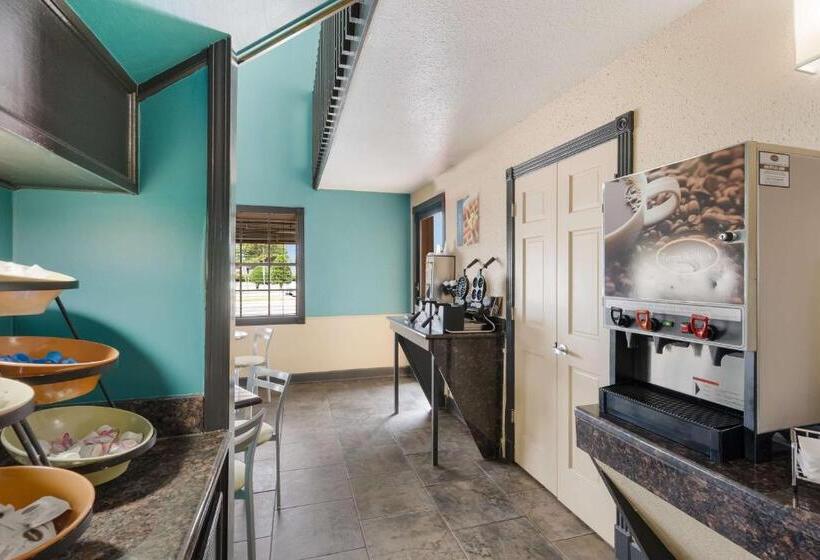 בית מלון כפרי Best Western Conway