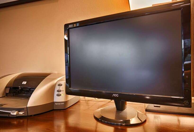 בית מלון כפרי Best Western Cordelia Inn