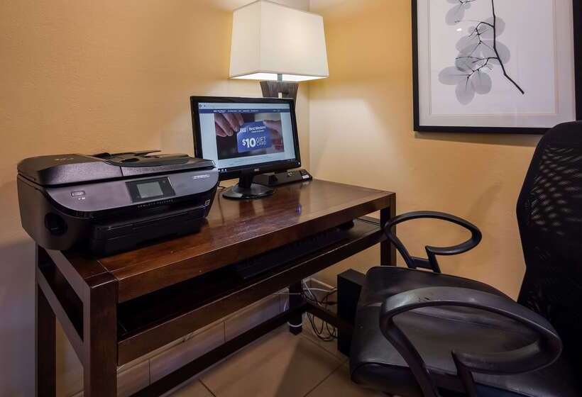 בית מלון כפרי Best Western Cordelia Inn