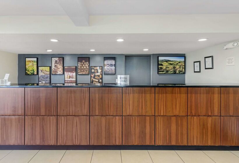 בית מלון כפרי Best Western Cordelia Inn