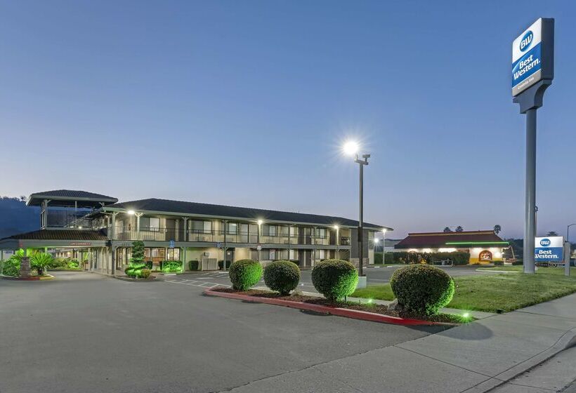 בית מלון כפרי Best Western Cordelia Inn