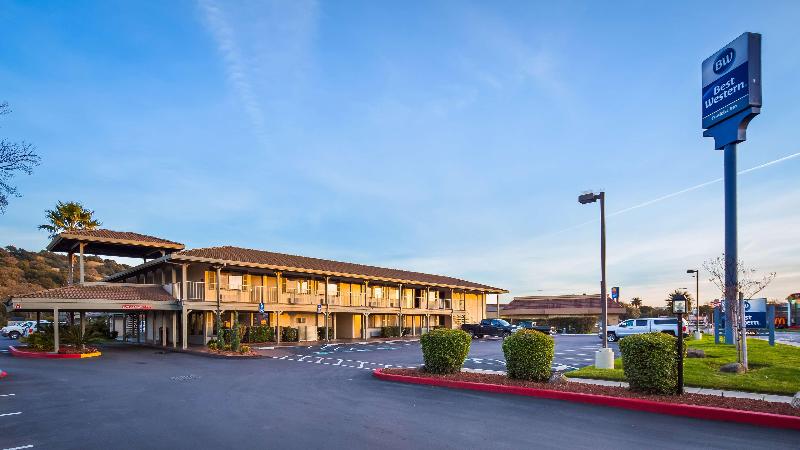 בית מלון כפרי Best Western Cordelia Inn