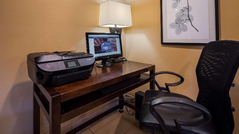 בית מלון כפרי Best Western Cordelia Inn