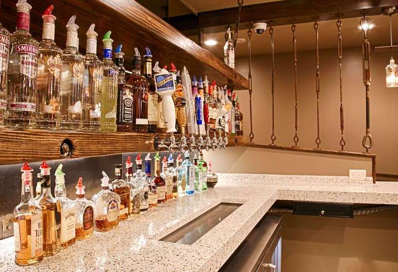 فندق Best Western Cottontree Inn