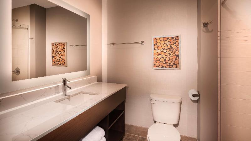 فندق Best Western Cottontree Inn