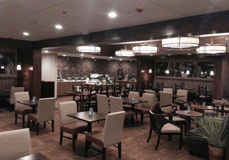 فندق Best Western Cottontree Inn