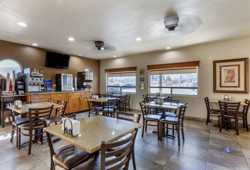 בית מלון כפרי Best Western Cottonwood Inn