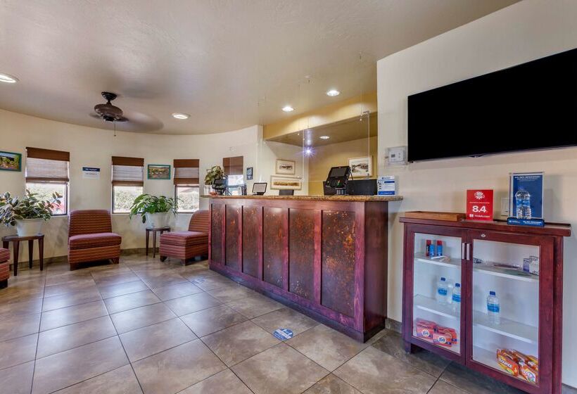 בית מלון כפרי Best Western Cottonwood Inn