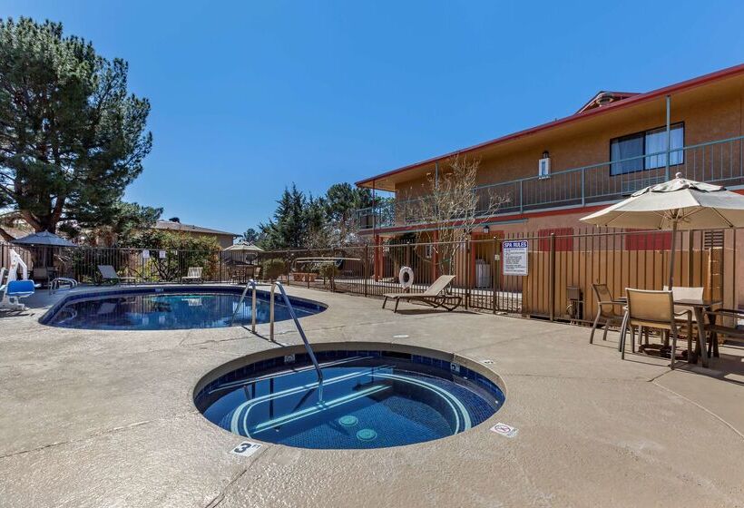 בית מלון כפרי Best Western Cottonwood Inn