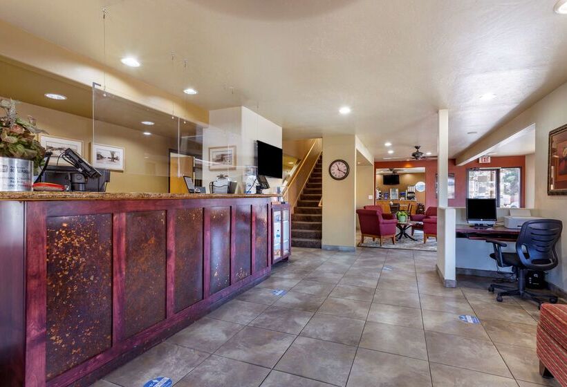 בית מלון כפרי Best Western Cottonwood Inn