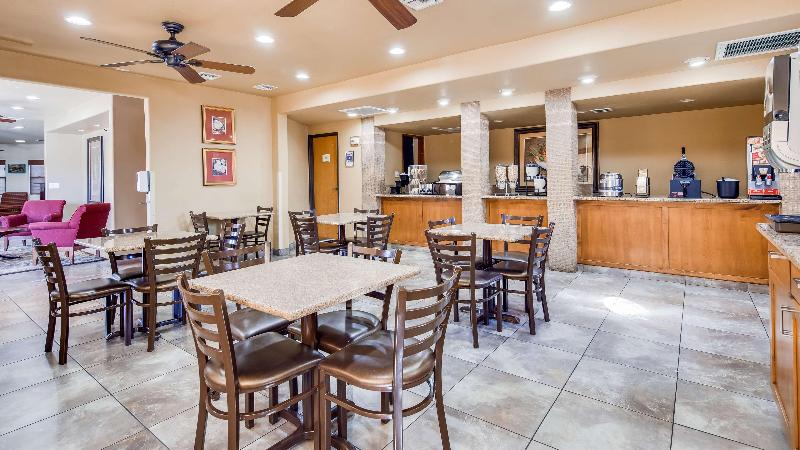 בית מלון כפרי Best Western Cottonwood Inn