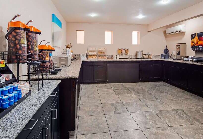 فندق Best Western Desert Oasis