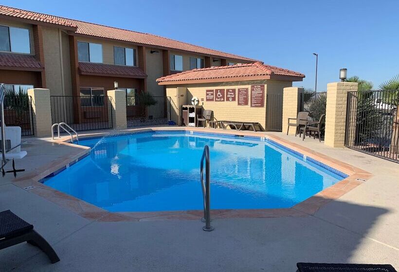 فندق Best Western Desert Oasis