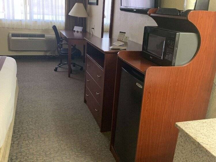 هتل Best Western Desert Oasis