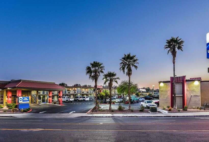 فندق Best Western Desert Villa Inn