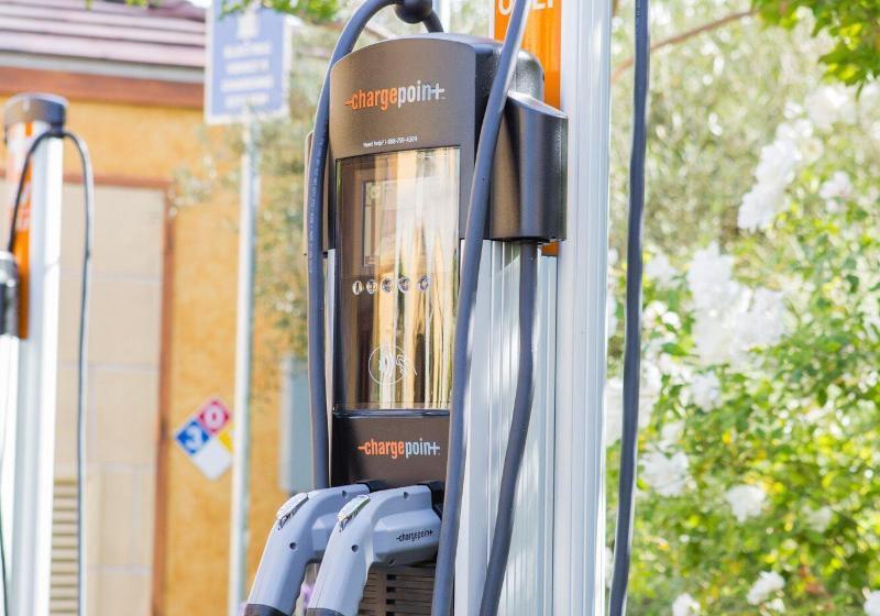 בית מלון כפרי Best Western Dry Creek Inn