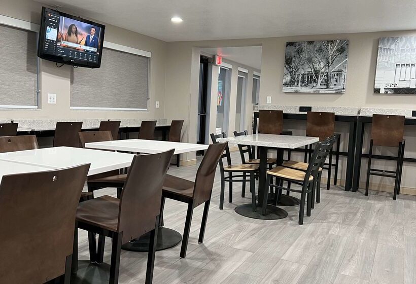 فندق Best Western El Rancho Palacio