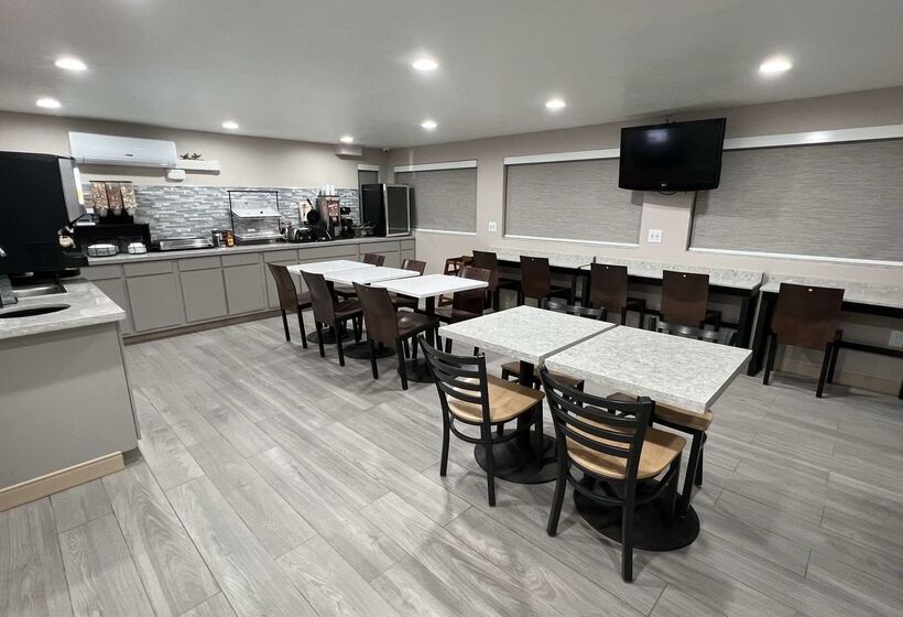 هتل Best Western El Rancho Palacio