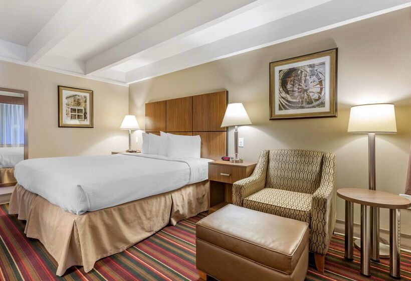 هتل Best Western El Rancho Palacio