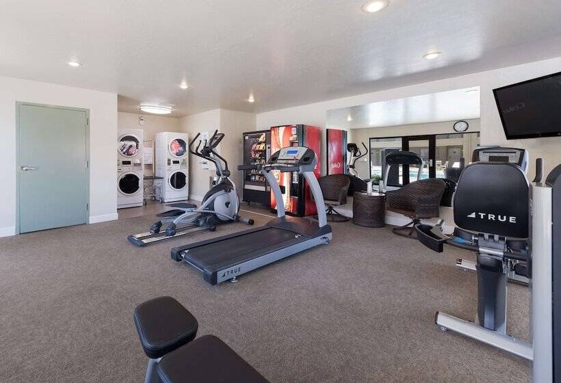 Отель Best Western Foothills Inn