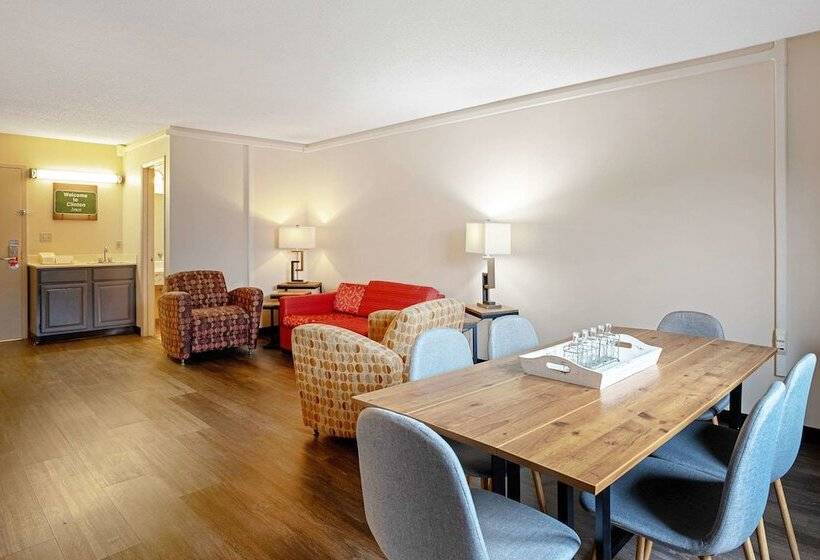 فندق Quality Inn Frontier At Us Hwy 30