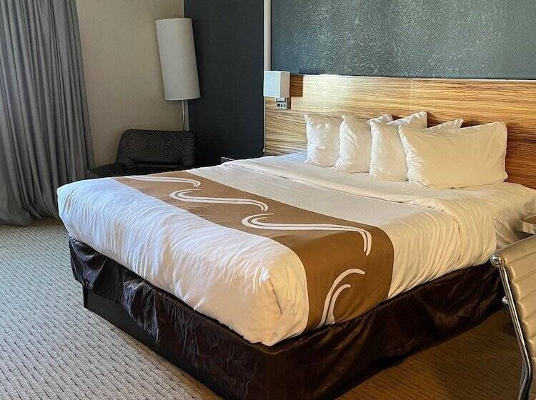 فندق Quality Inn Frontier At Us Hwy 30