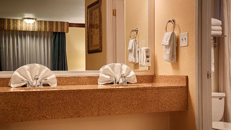 فندق Best Western Garden Villa Inn