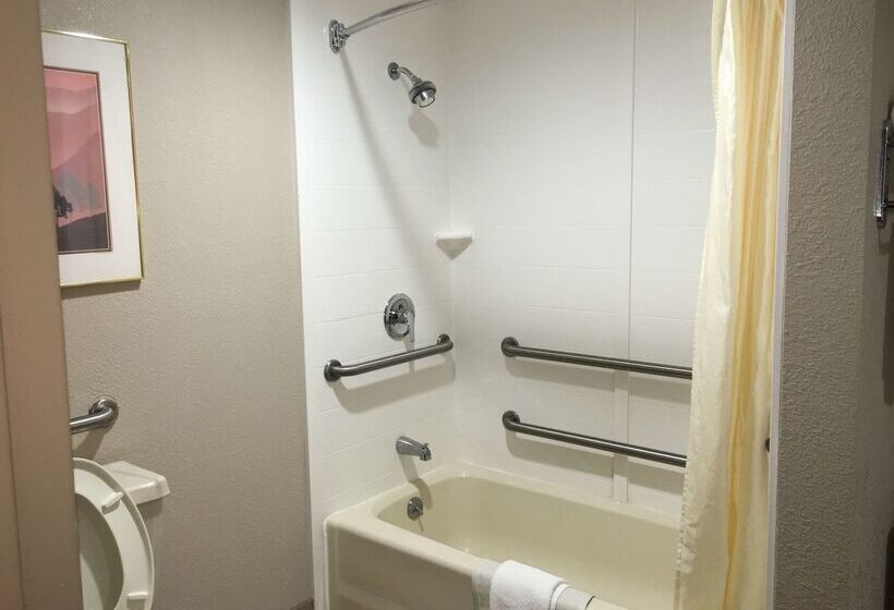 فندق Best Western Gateway Adirondack Inn