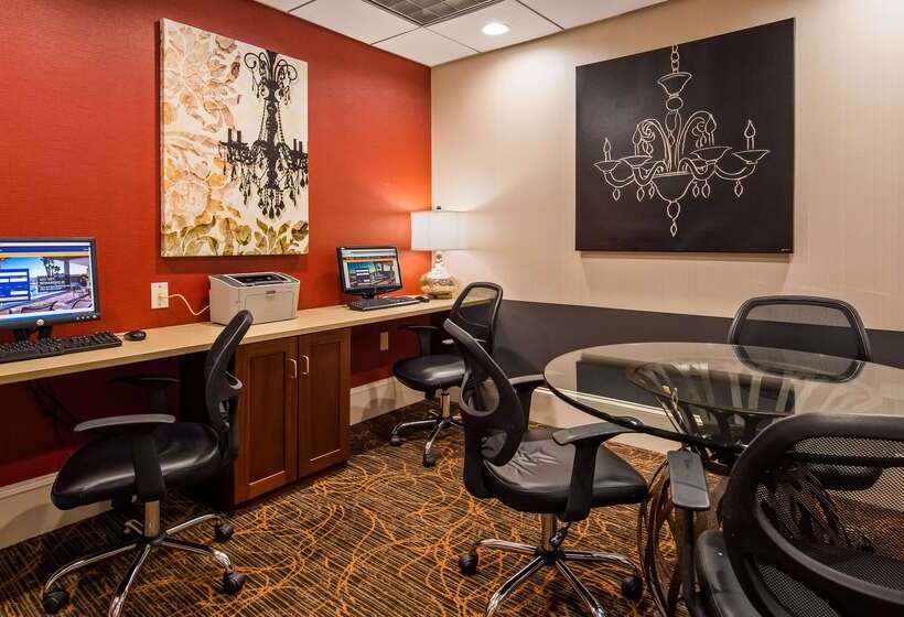 فندق Best Western Gateway Adirondack Inn